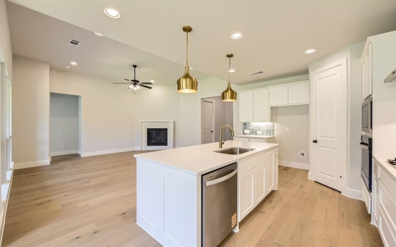 154 Pecan Lane, Rhome, TX 76078, 4 Bedrooms Bedrooms, ,3 BathroomsBathrooms,Residential,For Sale,154 Pecan Lane,20930553