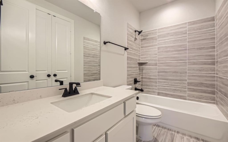 154 Pecan Lane, Rhome, TX 76078, 4 Bedrooms Bedrooms, ,3 BathroomsBathrooms,Residential,For Sale,154 Pecan Lane,20930553