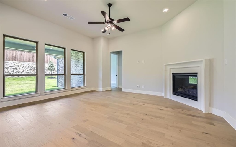 154 Pecan Lane, Rhome, TX 76078, 4 Bedrooms Bedrooms, ,3 BathroomsBathrooms,Residential,For Sale,154 Pecan Lane,20930553