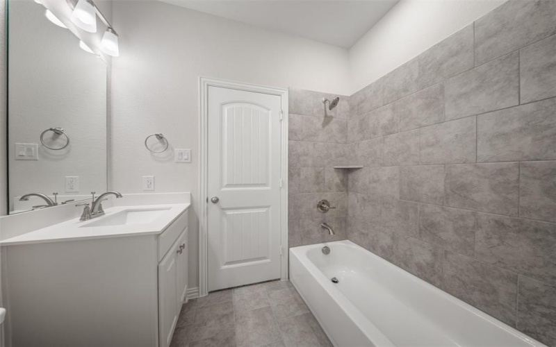 404 Tollett Drive, Aledo, TX 76008, 4 Bedrooms Bedrooms, ,2 BathroomsBathrooms,Residential,For Sale,404 Tollett Drive,20928727