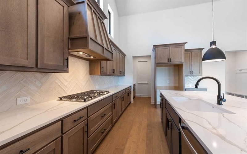 1947 Foothill Road, Rockwall, TX 75087, 4 Bedrooms Bedrooms, ,5 BathroomsBathrooms,Residential,For Sale,1947 Foothill Road,0,20928750
