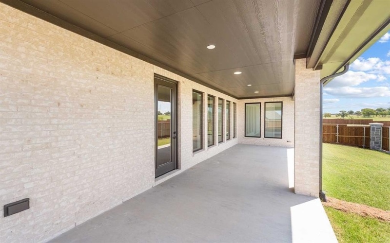 1947 Foothill Road, Rockwall, TX 75087, 4 Bedrooms Bedrooms, ,5 BathroomsBathrooms,Residential,For Sale,1947 Foothill Road,0,20928750
