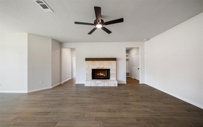 501 Ashlow Court, Springtown, TX 76082, 4 Bedrooms Bedrooms, ,2 BathroomsBathrooms,Residential,For Sale,501 Ashlow Court,20931159