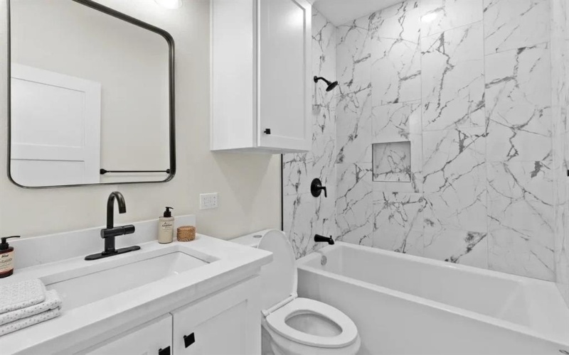 2514 N Glass Avenue, Tyler, TX 75702, 3 Bedrooms Bedrooms, ,2 BathroomsBathrooms,Residential,For Sale,2514 N Glass Avenue,20928891