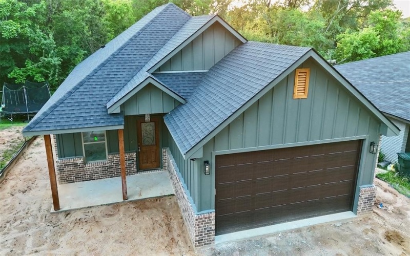 2514 N Glass Avenue, Tyler, TX 75702, 3 Bedrooms Bedrooms, ,2 BathroomsBathrooms,Residential,For Sale,2514 N Glass Avenue,20928891