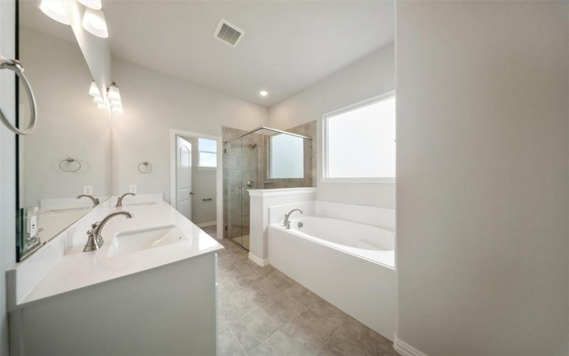1840 County Road 200, Valley View, TX 76272, 4 Bedrooms Bedrooms, ,3 BathroomsBathrooms,Residential,For Sale,1840 County Road 200,0,20928939
