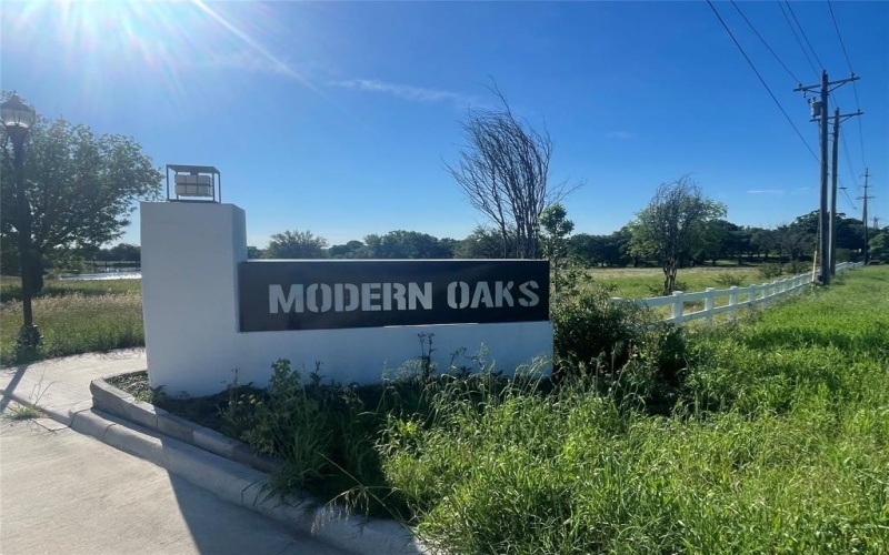 554 Helena Drive, Granbury, TX 76048, 3 Bedrooms Bedrooms, ,2 BathroomsBathrooms,Residential,For Sale,554 Helena Drive,20928975