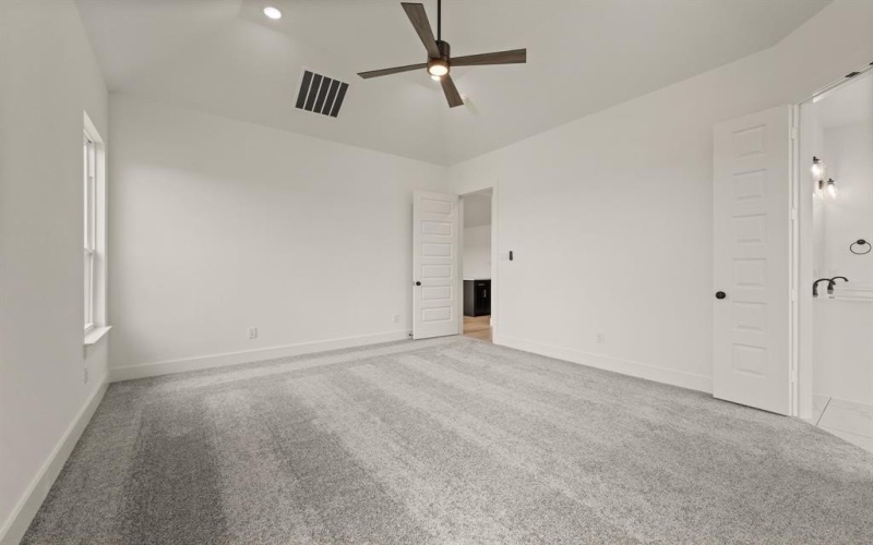 4413 Sandstrom Way, Fort Worth, TX 76179, 4 Bedrooms Bedrooms, ,2 BathroomsBathrooms,Residential,For Sale,4413 Sandstrom Way,20931555