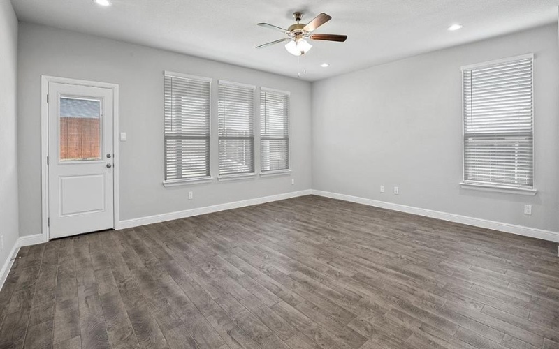 1217 BELTWAY Lane, Granbury, TX 76048, 4 Habitaciones Habitaciones , ,3 BañosBaños,Residential,En Venta,1217 BELTWAY Lane,20931610