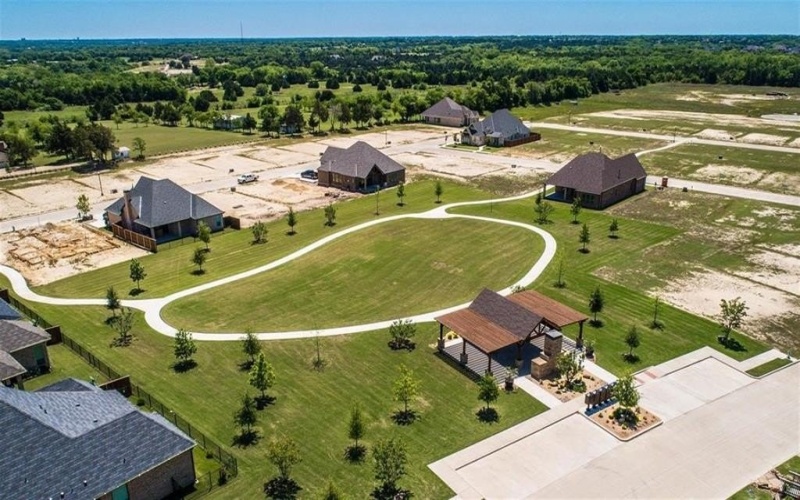 2862 Shane Drive, Midlothian, TX 76065, 4 Bedrooms Bedrooms, ,3 BathroomsBathrooms,Residential,For Sale,2862 Shane Drive,20929025