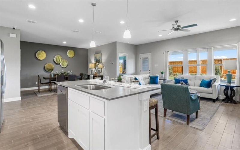 1304 FINLEY Drive, Mansfield, TX 76063, 4 Bedrooms Bedrooms, ,2 BathroomsBathrooms,Residential,For Sale,1304 FINLEY Drive,20931623