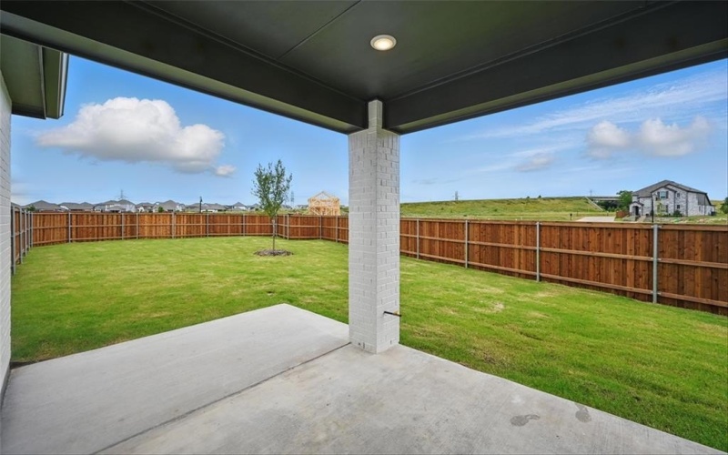 1008 Tulip Place, Crowley, TX 76036, 3 Bedrooms Bedrooms, ,2 BathroomsBathrooms,Residential,For Sale,1008 Tulip Place,20931650