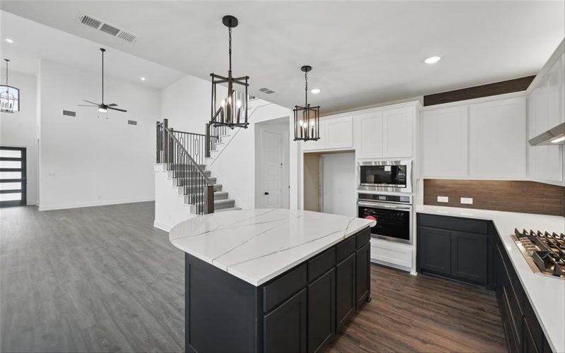 1008 Tulip Place, Crowley, TX 76036, 3 Bedrooms Bedrooms, ,2 BathroomsBathrooms,Residential,For Sale,1008 Tulip Place,20931650