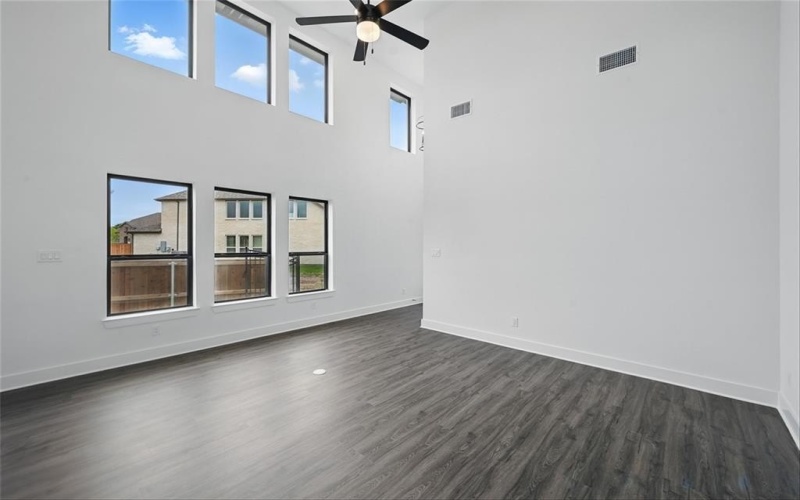 1008 Tulip Place, Crowley, TX 76036, 3 Bedrooms Bedrooms, ,2 BathroomsBathrooms,Residential,For Sale,1008 Tulip Place,20931650