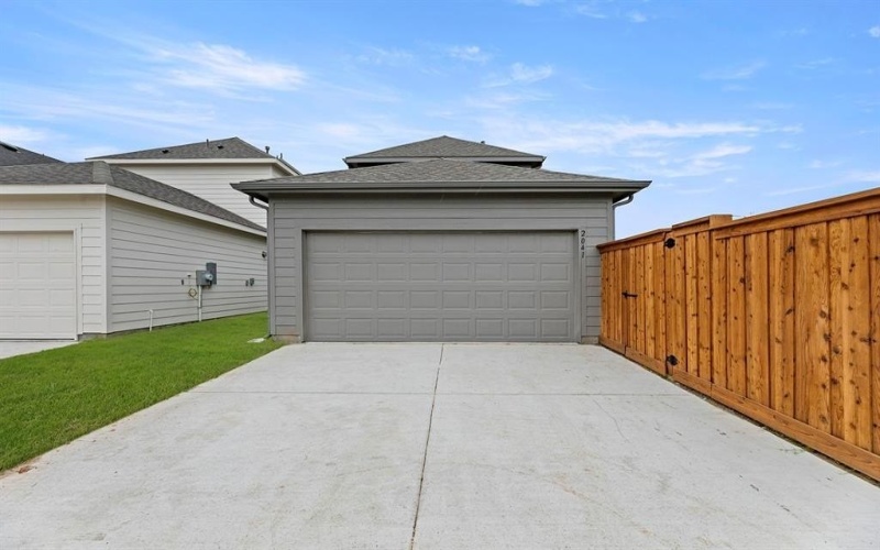 2041 Bayfront Drive, Royse City, TX 75189, 4 Bedrooms Bedrooms, ,3 BathroomsBathrooms,Residential,For Sale,2041 Bayfront Drive,20931720