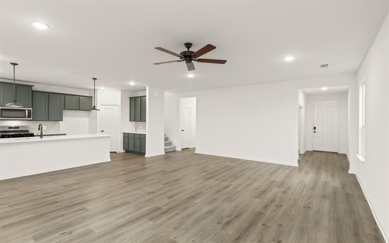 2041 Bayfront Drive, Royse City, TX 75189, 4 Bedrooms Bedrooms, ,3 BathroomsBathrooms,Residential,For Sale,2041 Bayfront Drive,20931720