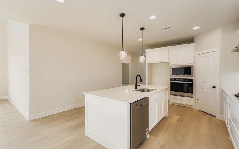 1712 Wandell Way, Fort Worth, TX 76052, 4 Habitaciones Habitaciones , ,3 BañosBaños,Residential,En Venta,1712 Wandell Way,0,20931733