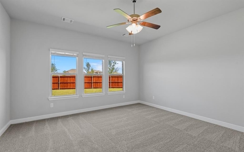 306 SYDNEY Lane, Mansfield, TX 76063, 5 Habitaciones Habitaciones , ,3 BañosBaños,Residential,En Venta,306 SYDNEY Lane,20931863