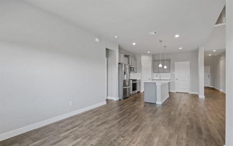 306 SYDNEY Lane, Mansfield, TX 76063, 5 Habitaciones Habitaciones , ,3 BañosBaños,Residential,En Venta,306 SYDNEY Lane,20931863
