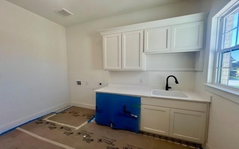 318 Broadmoor Drive, Haslet, TX 76052, 4 Bedrooms Bedrooms, ,3 BathroomsBathrooms,Residential,For Sale,318 Broadmoor Drive,20931884