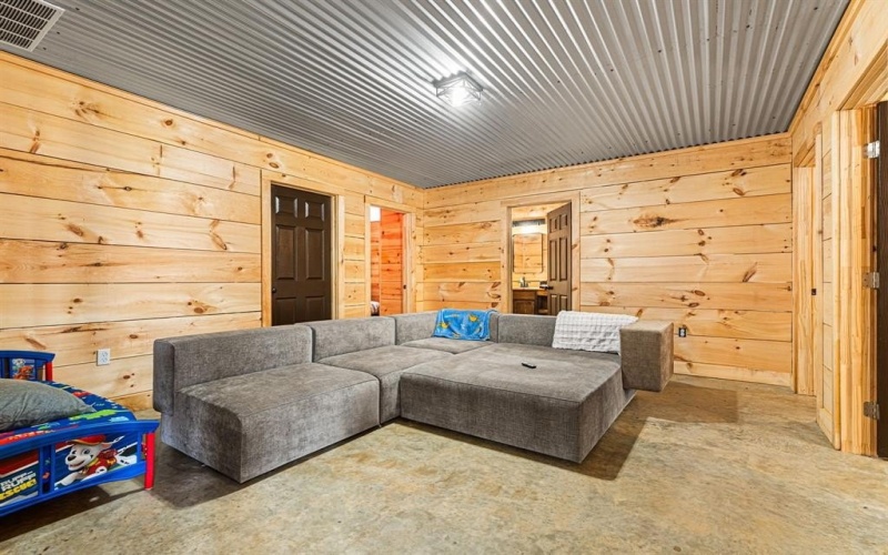 12093 County Road 152 W W, Bullard, TX 75757, 5 Bedrooms Bedrooms, ,2 BathroomsBathrooms,Residential,For Sale,12093 County Road 152 W W,20929242