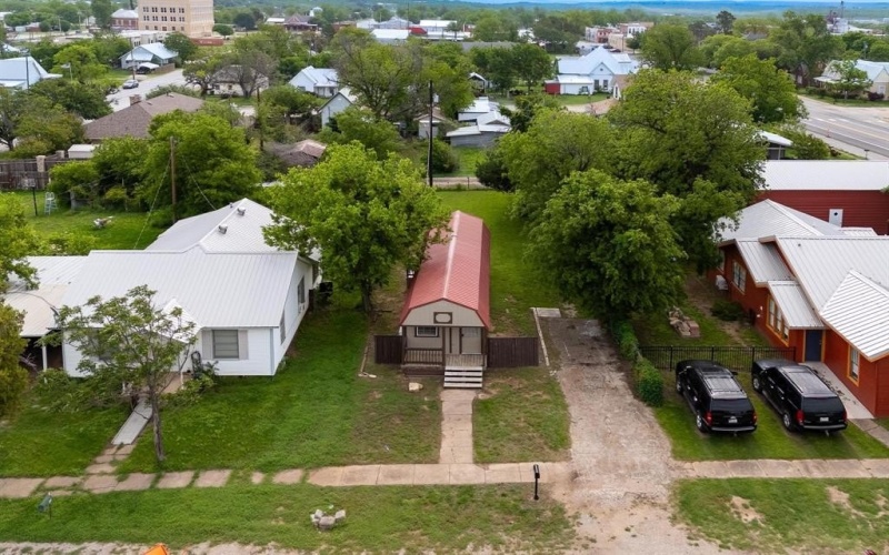 317 Vine Street, Baird, TX 79504, 1 Bedroom Bedrooms, ,1 BathroomBathrooms,Residential,For Sale,317 Vine Street,20929457