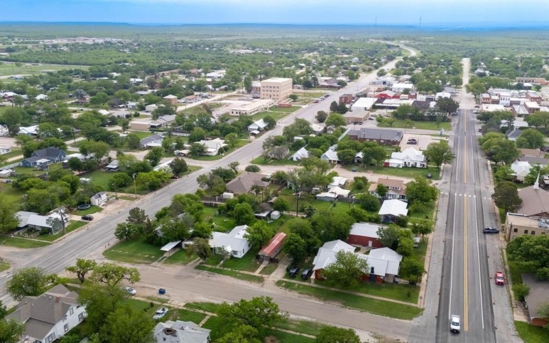 317 Vine Street, Baird, TX 79504, 1 Bedroom Bedrooms, ,1 BathroomBathrooms,Residential,For Sale,317 Vine Street,20929457