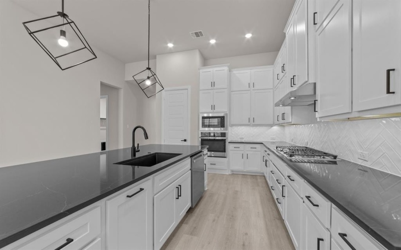 606 Lundy Lane, Mansfield, TX 76063, 4 Habitaciones Habitaciones , ,3 BañosBaños,Residential,En Venta,606 Lundy Lane,20929830