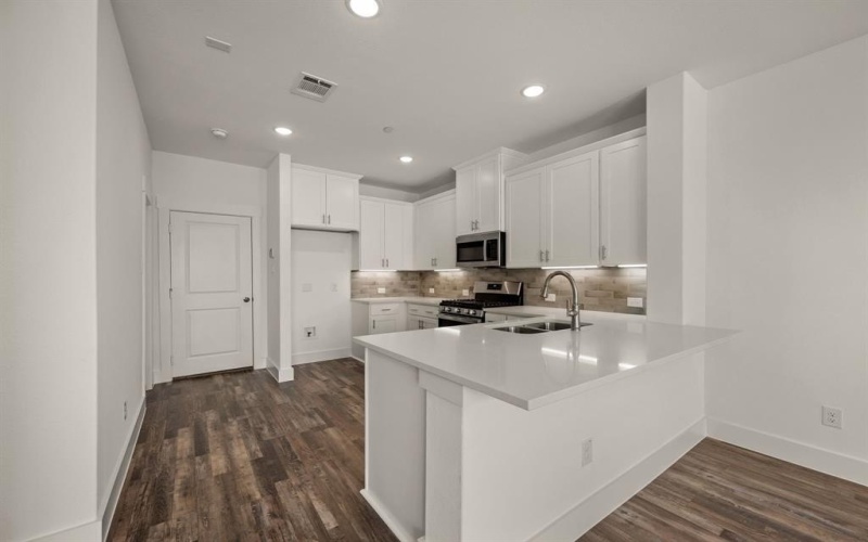 1424 Solterra Boulevard, Mesquite, TX 75181, 3 Bedrooms Bedrooms, ,2 BathroomsBathrooms,Residential,For Sale,1424 Solterra Boulevard,20930408