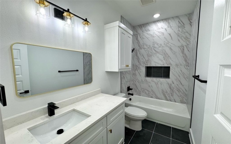 1222 Saint John Street, Greenville, TX 75401, 4 Habitaciones Habitaciones , ,2 BañosBaños,Residential,En Venta,1222 Saint John Street,20929879