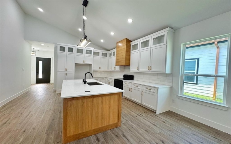 1222 Saint John Street, Greenville, TX 75401, 4 Habitaciones Habitaciones , ,2 BañosBaños,Residential,En Venta,1222 Saint John Street,20929879