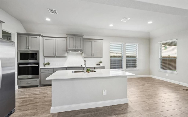 5806 14th Street, Midlothian, TX 76065, 4 Habitaciones Habitaciones , ,2 BañosBaños,Residential,En Venta,5806 14th Street,20930079