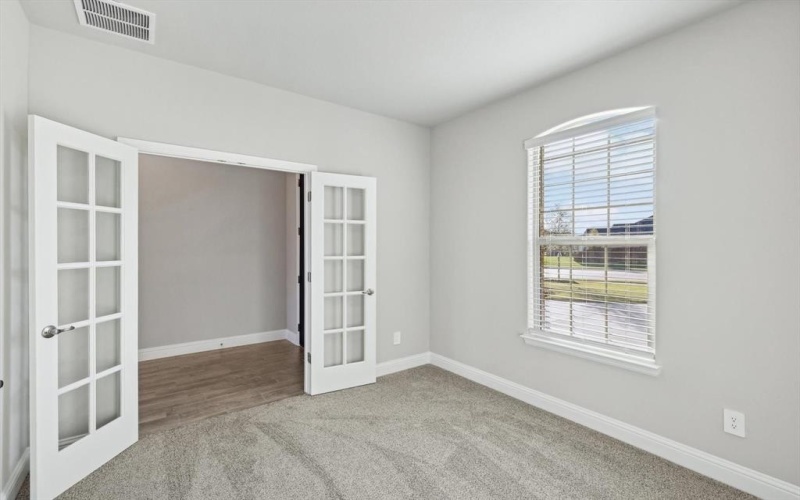 5806 14th Street, Midlothian, TX 76065, 4 Habitaciones Habitaciones , ,2 BañosBaños,Residential,En Venta,5806 14th Street,20930079