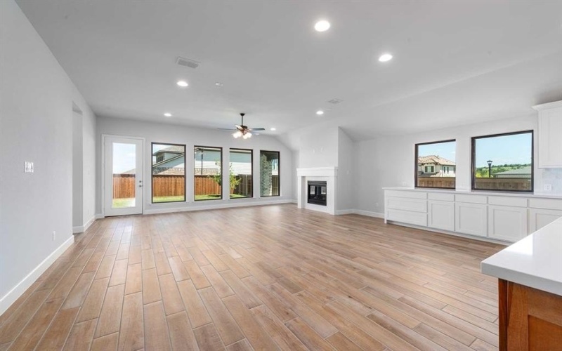 2129 Eastleigh Drive, Fort Worth, TX 76008, 4 Bedrooms Bedrooms, ,3 BathroomsBathrooms,Residential,For Sale,2129 Eastleigh Drive,0,20930138