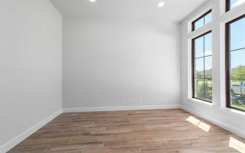 2129 Eastleigh Drive, Fort Worth, TX 76008, 4 Bedrooms Bedrooms, ,3 BathroomsBathrooms,Residential,For Sale,2129 Eastleigh Drive,0,20930138