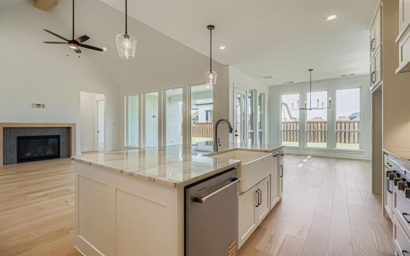2700 Amber Lane, Prosper, TX 75078, 4 Bedrooms Bedrooms, ,5 BathroomsBathrooms,Residential,For Sale,2700 Amber Lane,20930216