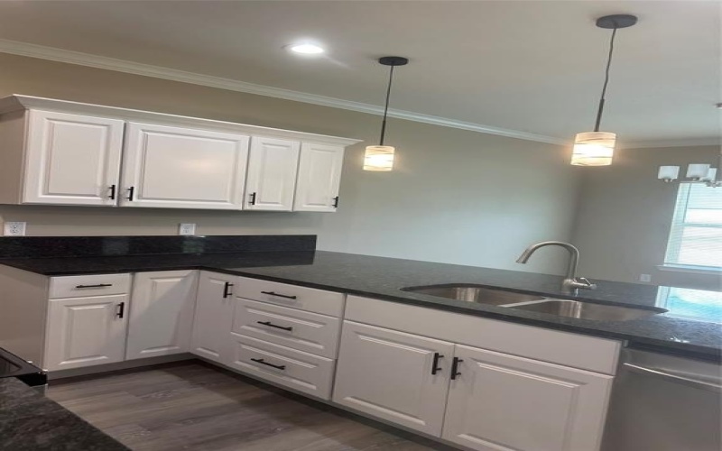 1009 S Preston Street, Ennis, TX 75119, 3 Bedrooms Bedrooms, ,2 BathroomsBathrooms,Residential,For Sale,1009 S Preston Street,20930373