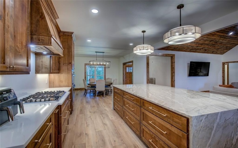 608 PR 6305 #6305, Mineola, TX 75773, 5 Bedrooms Bedrooms, ,3 BathroomsBathrooms,Residential,For Sale,608 PR 6305,20928307
