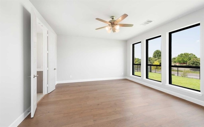 1726 Grand Avenue, Rockwall, TX 75087, 5 Bedrooms Bedrooms, ,5 BathroomsBathrooms,Residential,For Sale,1726 Grand Avenue,20928367