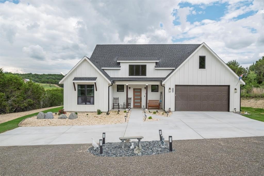 805 Hidden Valley, Bluff Dale, TX 76433, 3 Bedrooms Bedrooms, ,2 BathroomsBathrooms,Residential,For Sale,805 Hidden Valley,20932571