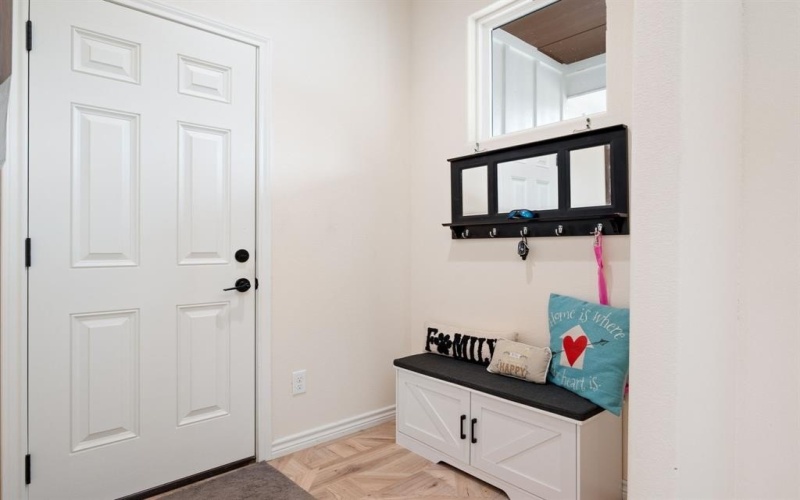 805 Hidden Valley, Bluff Dale, TX 76433, 3 Bedrooms Bedrooms, ,2 BathroomsBathrooms,Residential,For Sale,805 Hidden Valley,20932571
