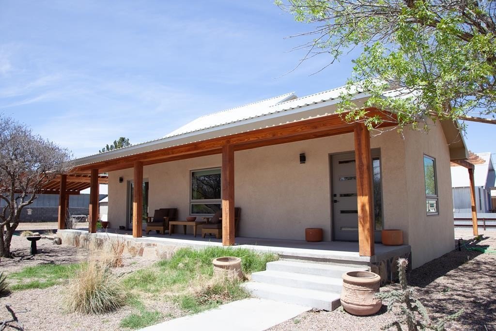801 N Gonzales St, Marfa, TX 79843, 3 Bedrooms Bedrooms, ,2 BathroomsBathrooms,Residential,For Sale,801 N Gonzales St,158722
