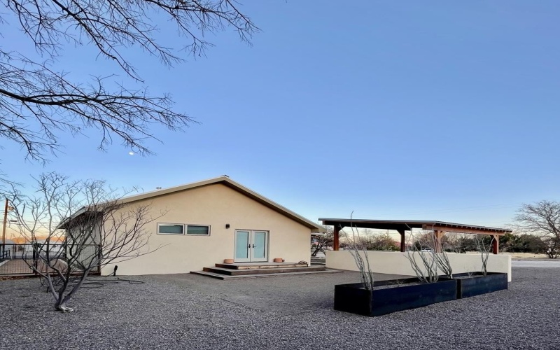 801 N Gonzales St, Marfa, TX 79843, 3 Bedrooms Bedrooms, ,2 BathroomsBathrooms,Residential,For Sale,801 N Gonzales St,158722