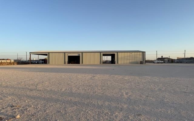 1100 W Sealy, Monahans, TX 79756, ,Commercial Sale,En Venta,1100 W Sealy,158910
