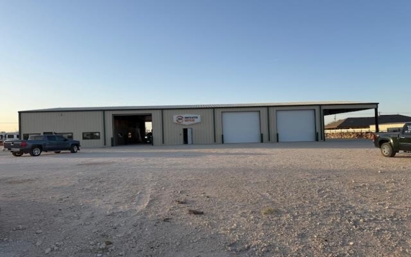 1100 W Sealy, Monahans, TX 79756, ,Commercial Sale,En Venta,1100 W Sealy,158910