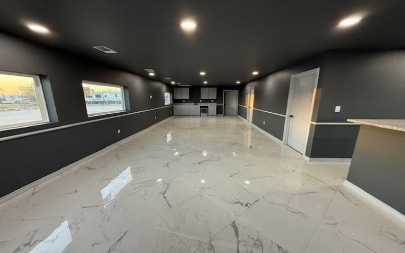 1100 W Sealy, Monahans, TX 79756, ,Commercial Sale,En Venta,1100 W Sealy,158910