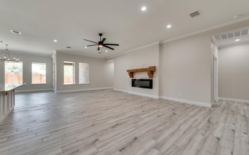 3315 Emerald Oaks Dr, Odessa, TX 79762, 3 Habitaciones Habitaciones , ,3 BañosBaños,Residential,En Venta,3315 Emerald Oaks Dr,0,159431