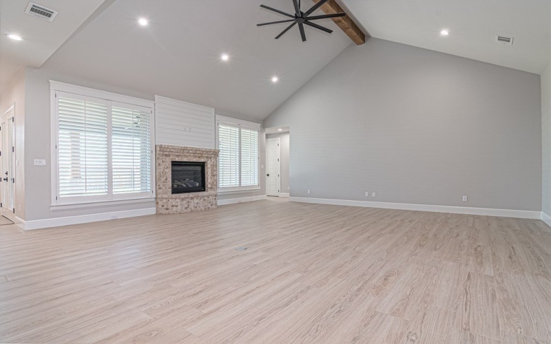 2401 Brandy, Midland, TX 79707, 4 Bedrooms Bedrooms, ,3 BathroomsBathrooms,Residential,For Sale,2401 Brandy,0,159472