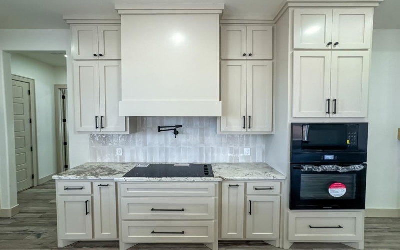9 NE Armlei Dr, Andrews, TX 79714, 4 Bedrooms Bedrooms, ,3 BathroomsBathrooms,Residential,For Sale,9 NE Armlei Dr,159894