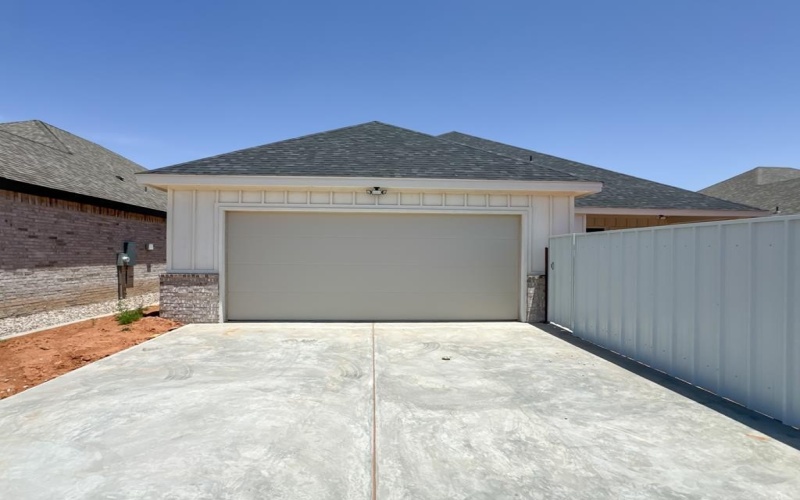 9 NE Armlei Dr, Andrews, TX 79714, 4 Bedrooms Bedrooms, ,3 BathroomsBathrooms,Residential,For Sale,9 NE Armlei Dr,159894